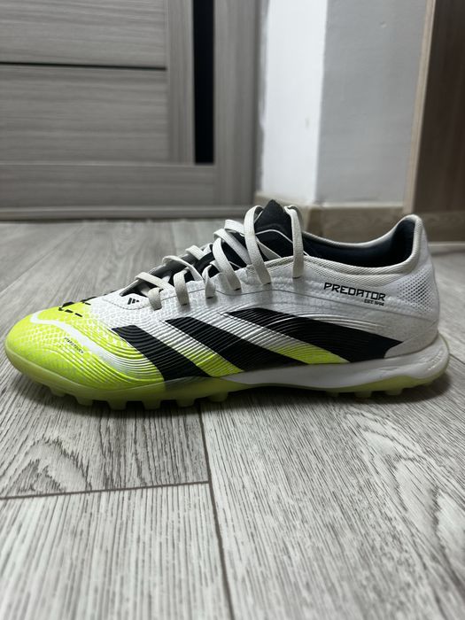 Adidas Predator Pro Turf