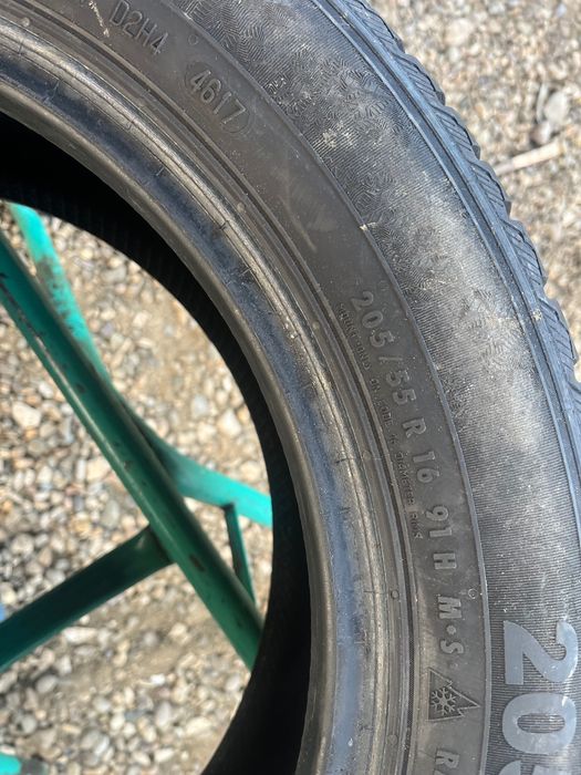 205/55 r16 de iarna 4 buc f f bune Semperit