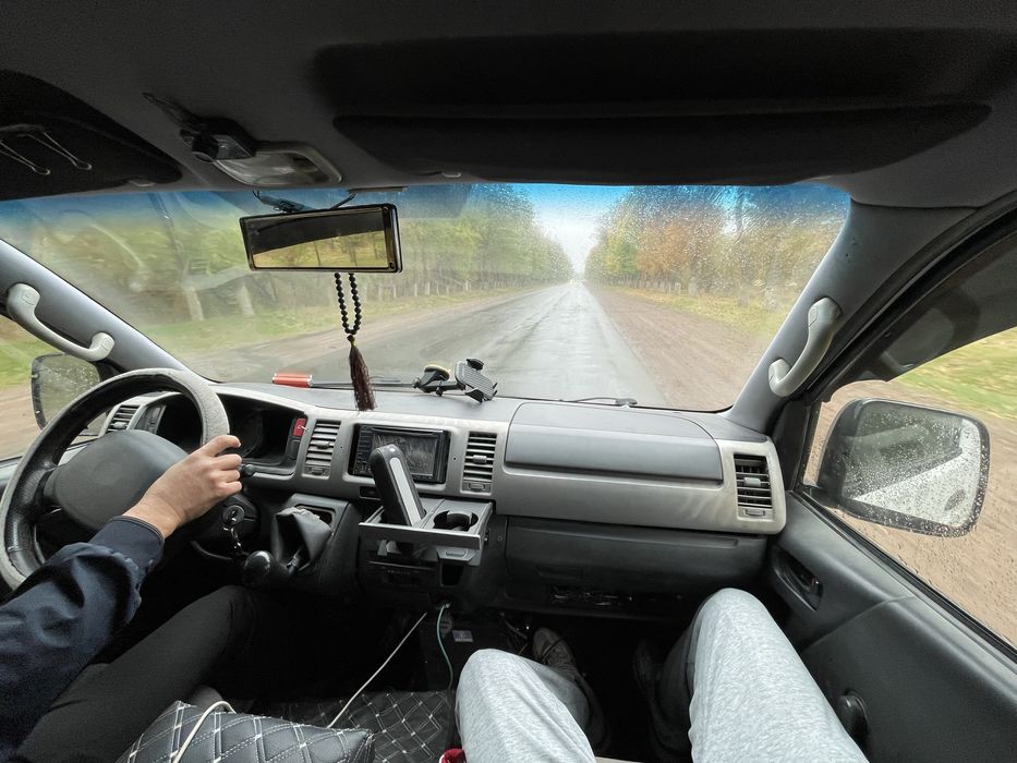 Тайота хайс 2,5турбо дизель продается