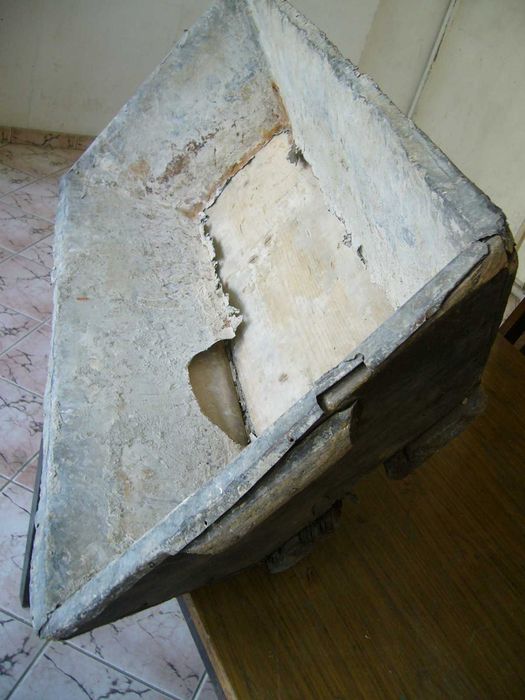 Старо  Корито за Кашпа - Евтино