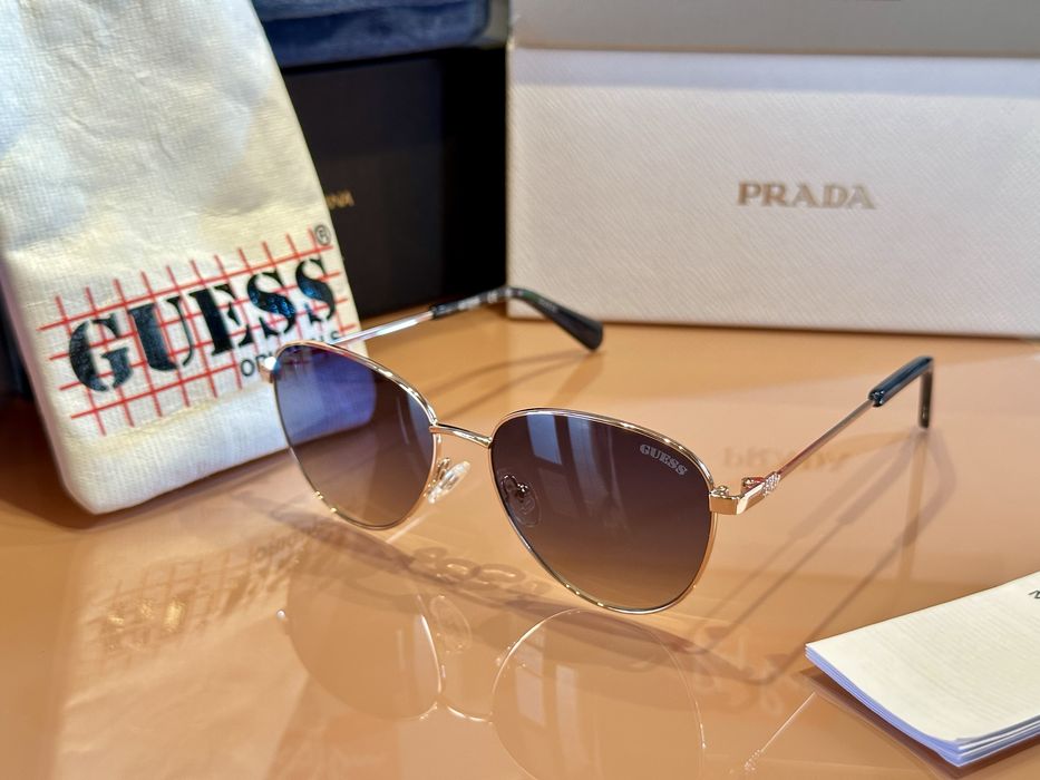 Дамски слънчеви очила GUESS GU8257 НАМАЛЕНИ