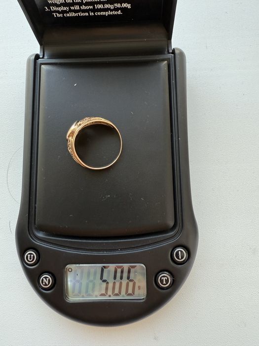 Продам золотые изделия