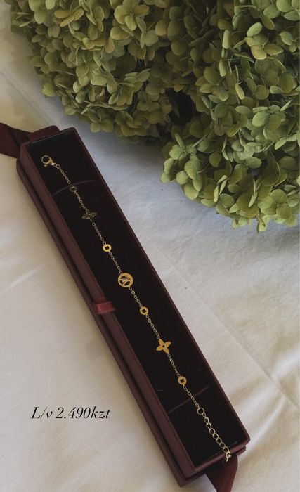 Бюжетерия люкс титан