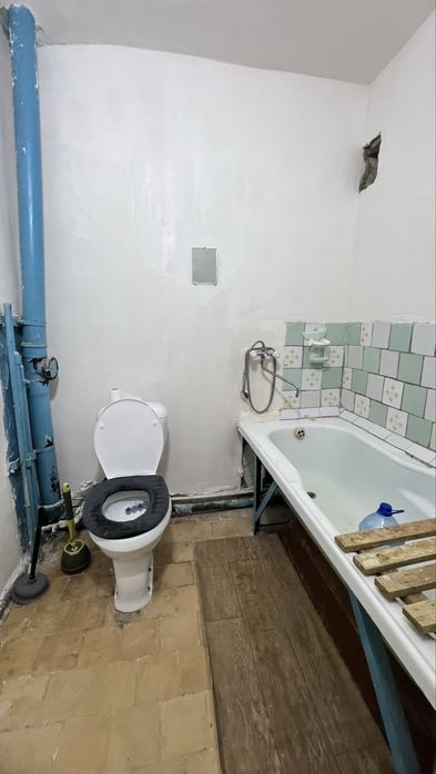 1xona 260mlnga srochna sotiladi