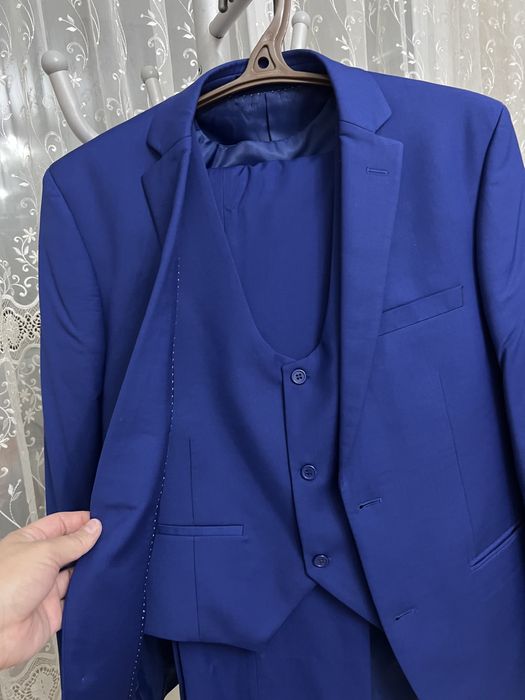 Костюм шалбар сатылады.