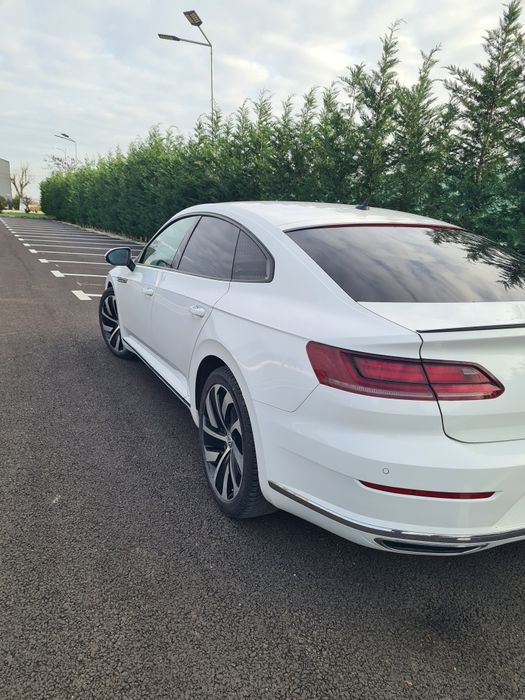 Vând Volkswagen Arteon