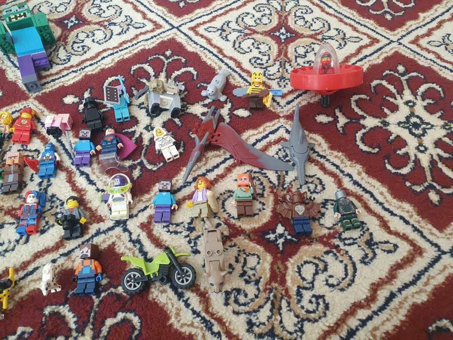 Lego минифигурки(читайте описание)