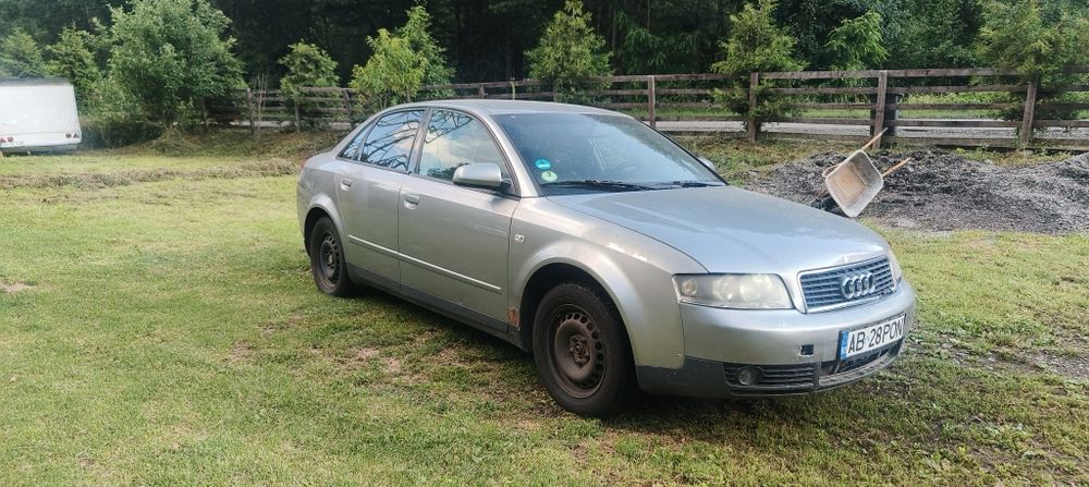 AUDI A4 2002 — imagine 2
