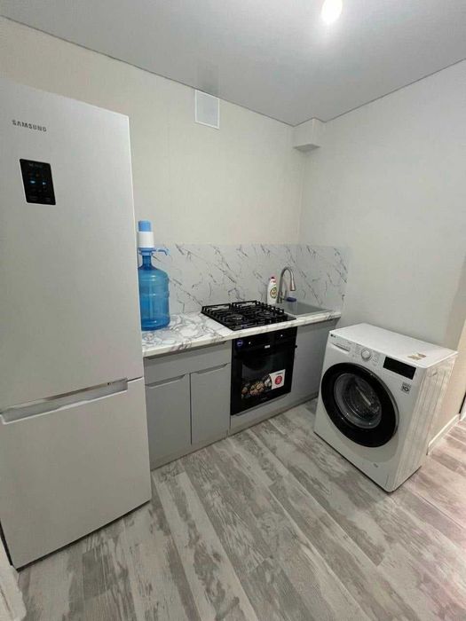 продам квартииру в районе кжби