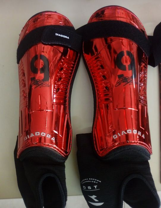 Футболни принадлежности