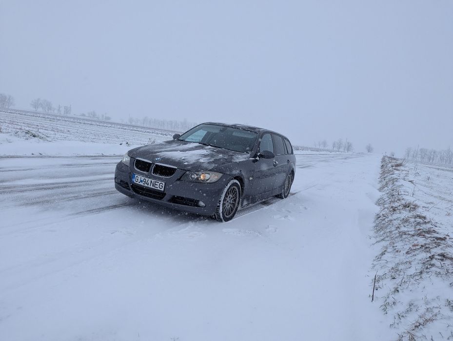 Vând BMW An 2007