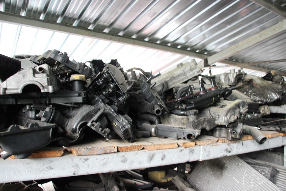 капак за клапани за автомобили и джипове