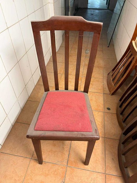 Стулья деревянные б/у