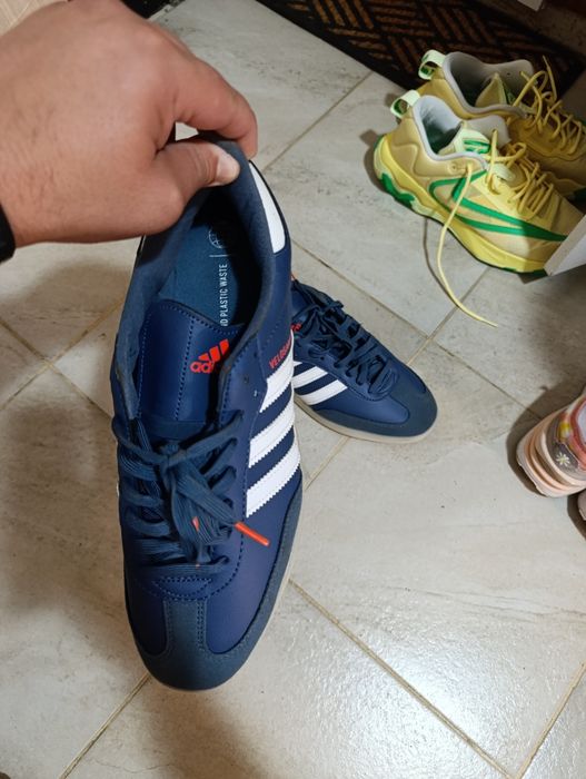 Спортни обувки адидас