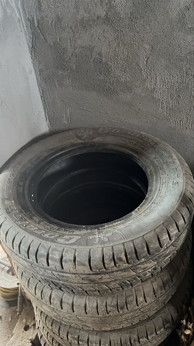 Шины комплект зима и лета