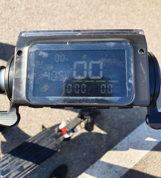 Trotinete electrice Airwheel Z3 / Kugoo