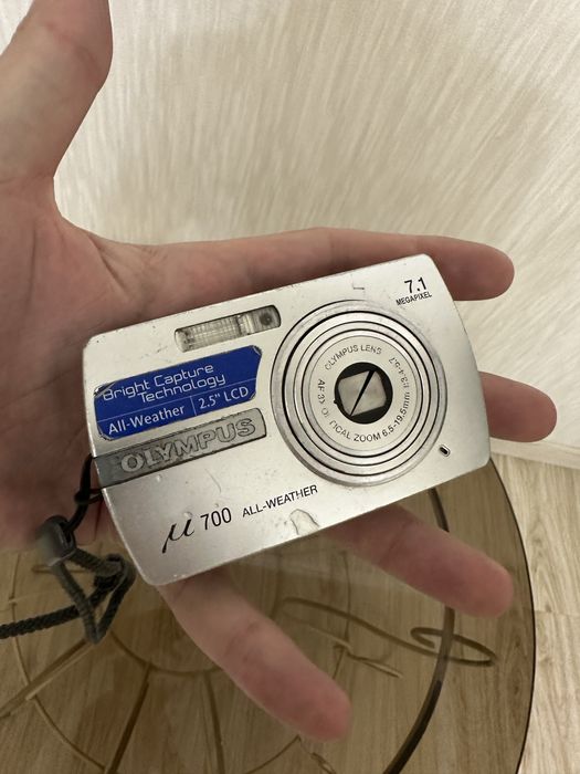 Fotoapparat Olympus sotiladi