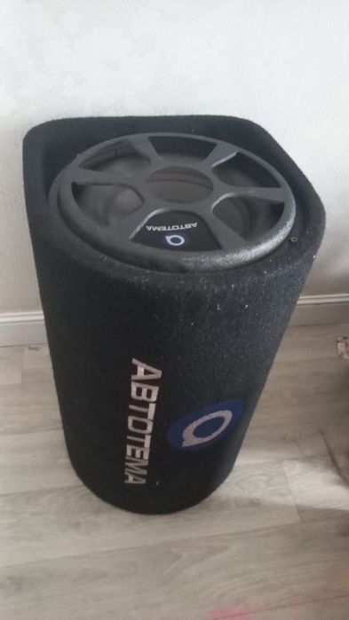Продам сабвуфер в авто.