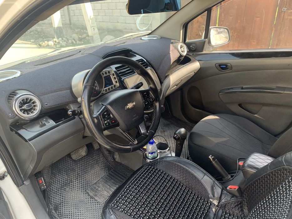 Spark 2012 avtomat Banki bor