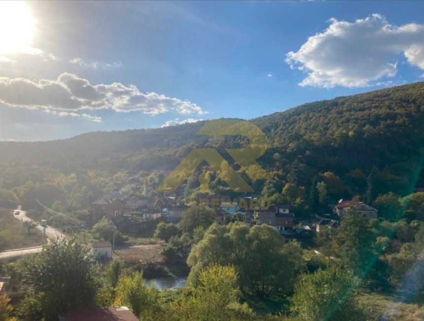 Продава се Двустаен апартамент в Трън - 76 кв.м за 343 €/кв.м - Снимка #8