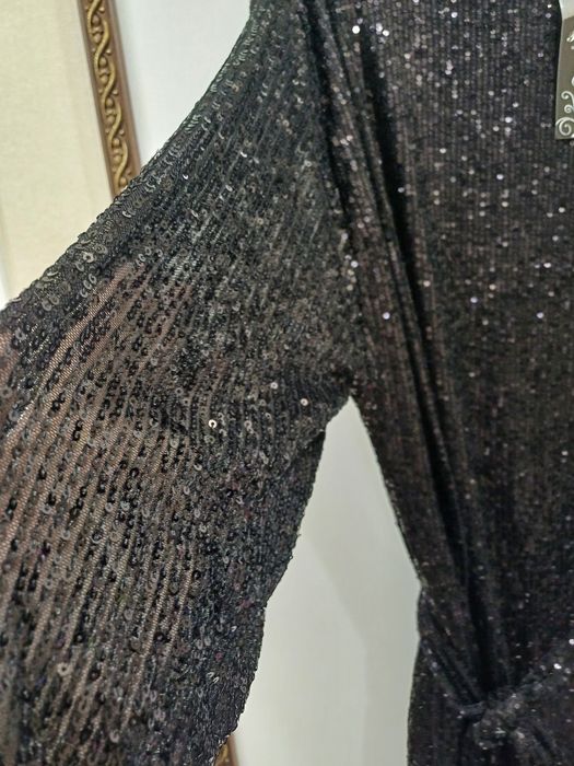 Продам вечернее платье новое.