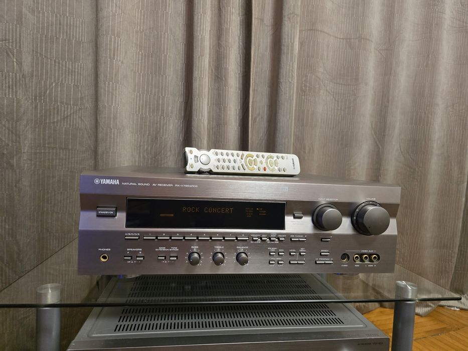 Amplificator Yamaha RX-V795aRDS – putere mare, 5.1, sunet Hi-Fi, construcție solidă!