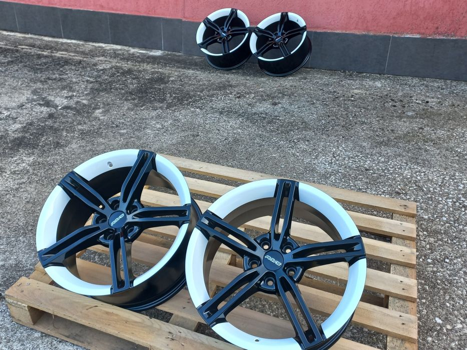18"Rays 5x114.3 Black- White Honda Mitsubushi Lexus Renault Dacia Toyota 8j et40 Чисто Нови.