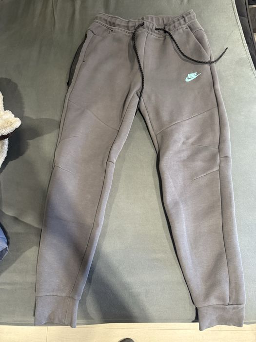 Prizrak, lacoste, nike tech