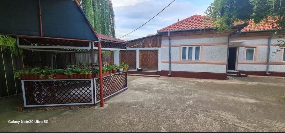 Vand Casă+teren 1463 metri