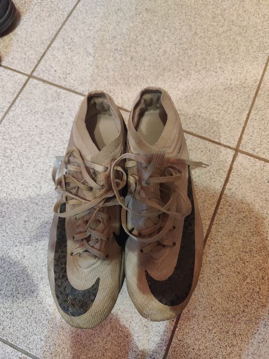 Бутсы нак аир 40 размер