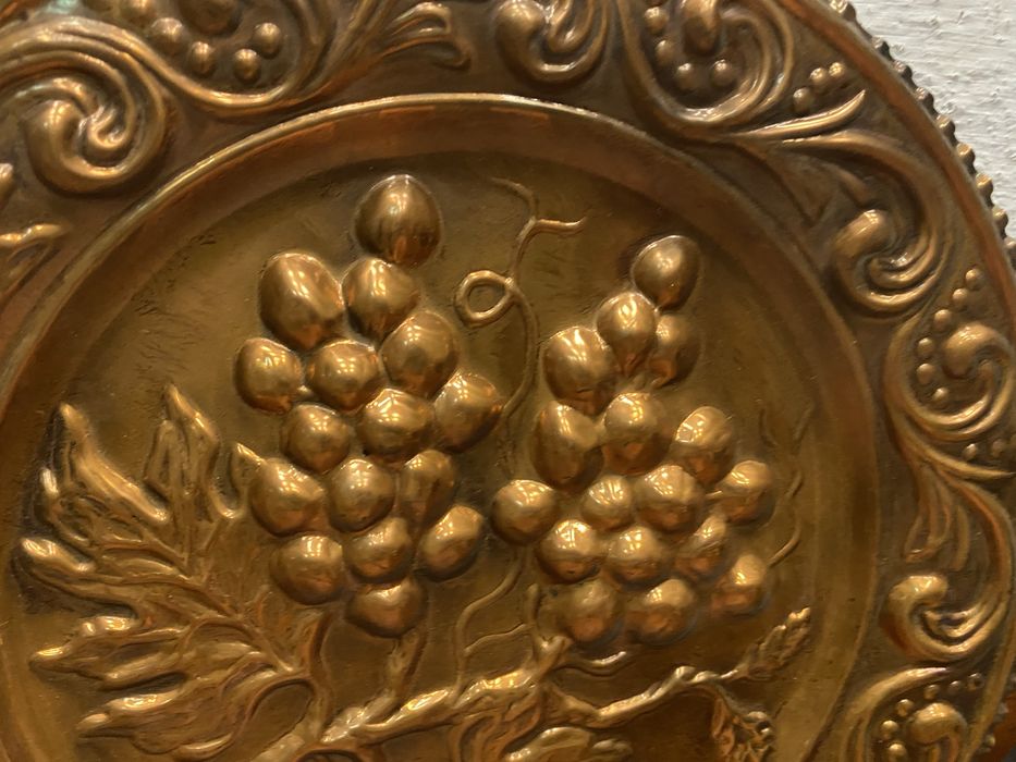 Медно пано за стена