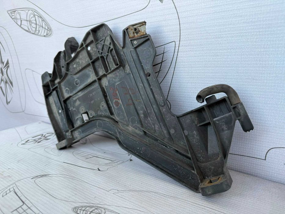 Suport Ochelar Ghidaj Sub Far Stanga Audi A4 B8 8K 2010 / 2008-2015 Cod OEM 1301073033 (5B2)