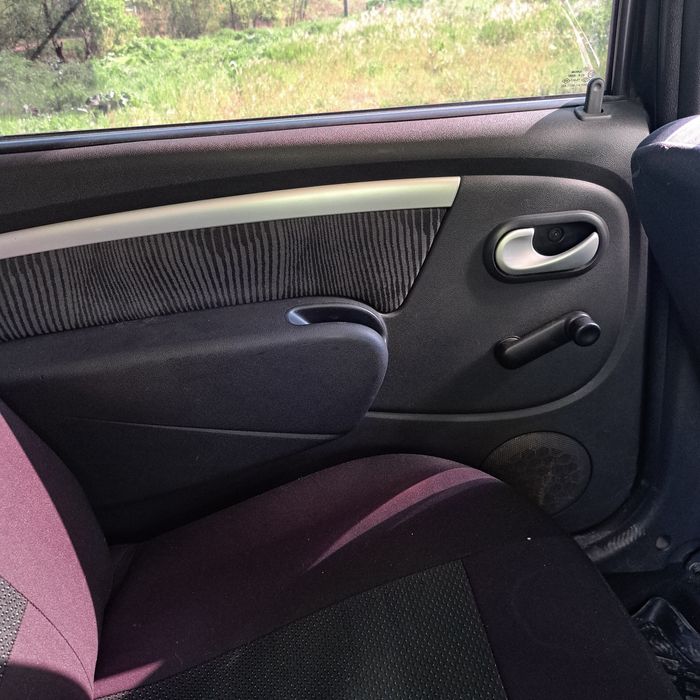 Дачия Логан 1.6 8V на части