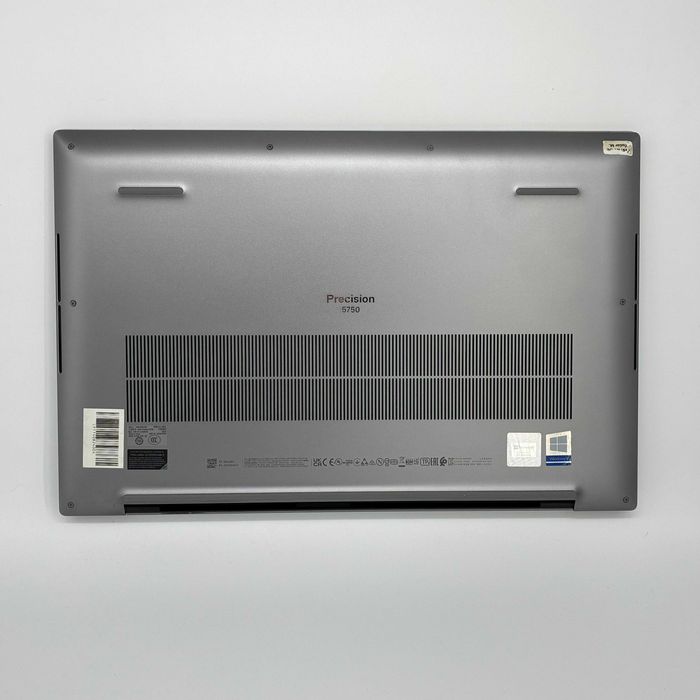 Laptop REFURBISHED Dell Precision 5750 I7-10875H/RTX 3000 6GB/16GB DDR4/512GB SSD | Computereystems.ro