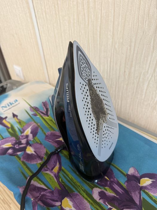 утюг Philips и гладильную доска