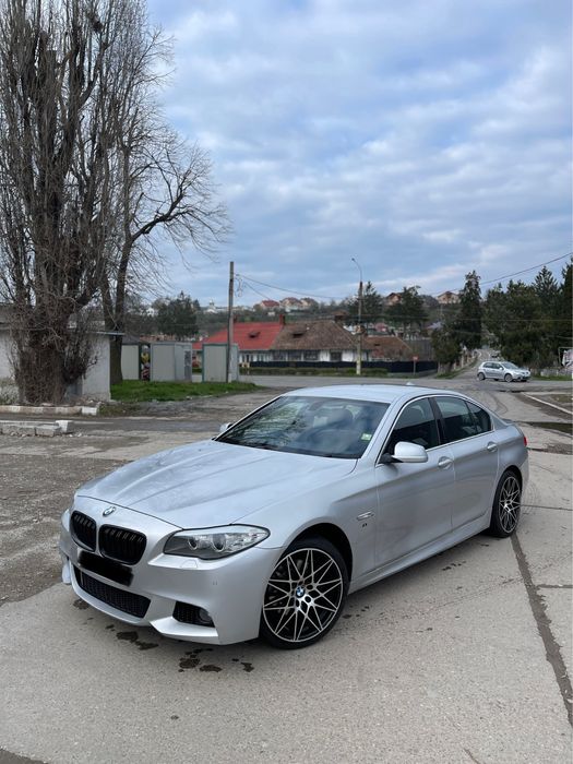 Dezmembrez bmw f10 M Paket 2013 520d automat Smg