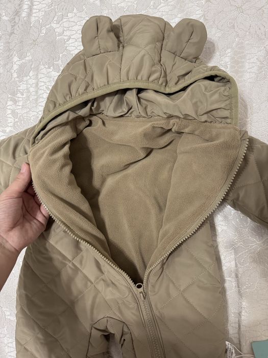 Продам комбинезоны детские