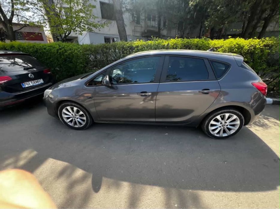 OPEL Astra 2012 — imagine 3