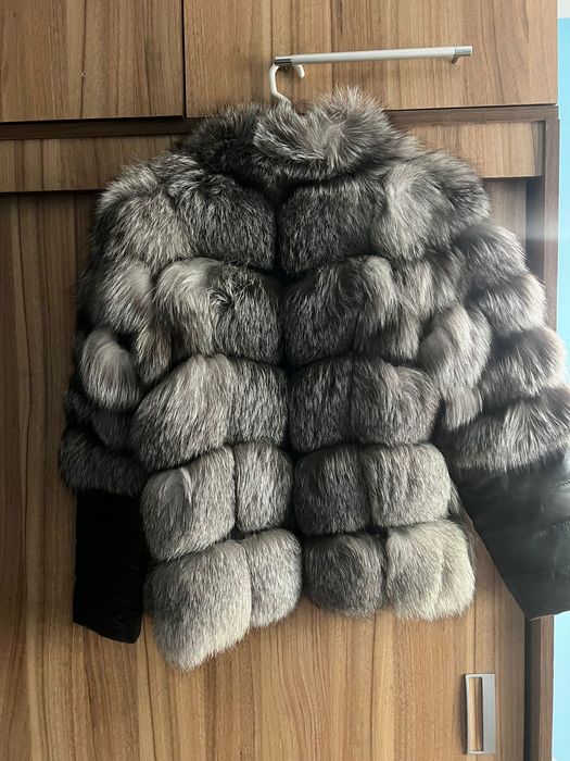 Haină de blană naturala