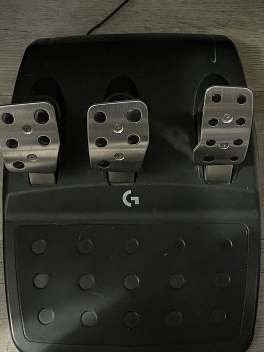 Руль Logitech g923