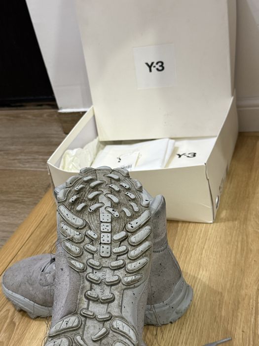 Y-3 GSG9  Clear Onix/Carbon S:42