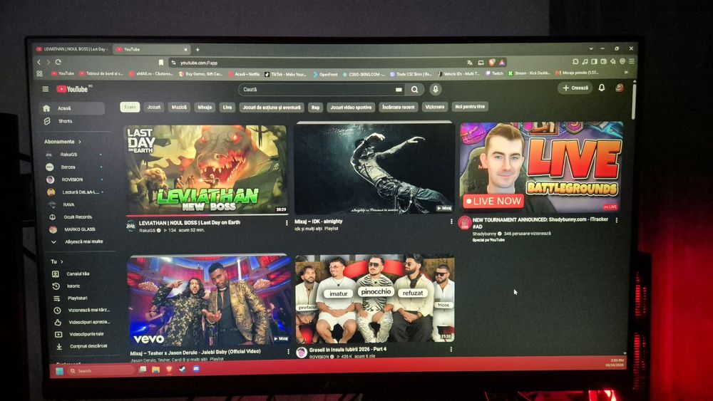 Vând 2 monitoare Asus și AOC