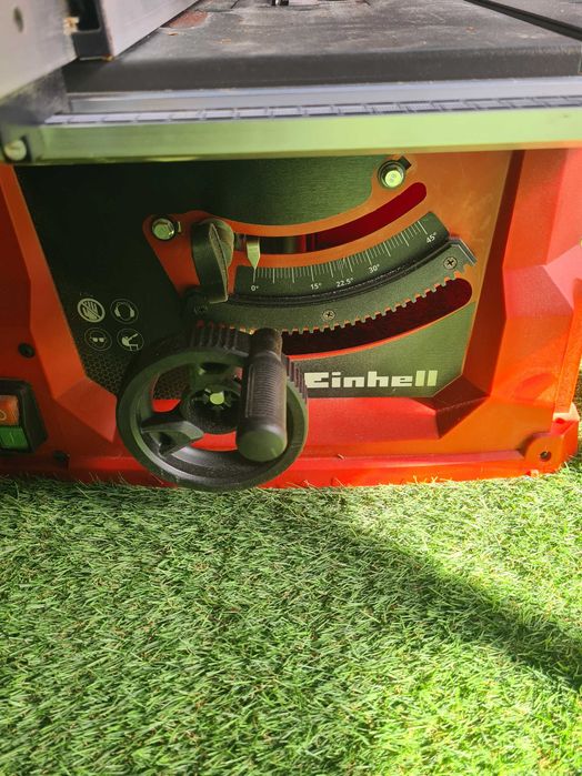 Циркуляр настолен