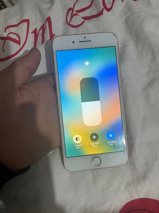 Apple Айфон 8+ 64 gb