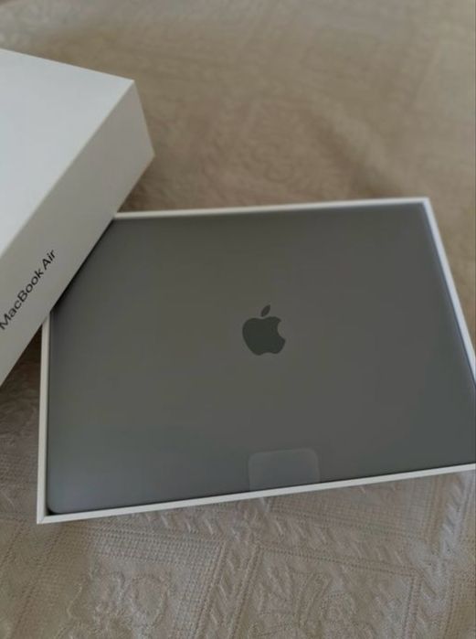 MacBook Air 13 продается срочно