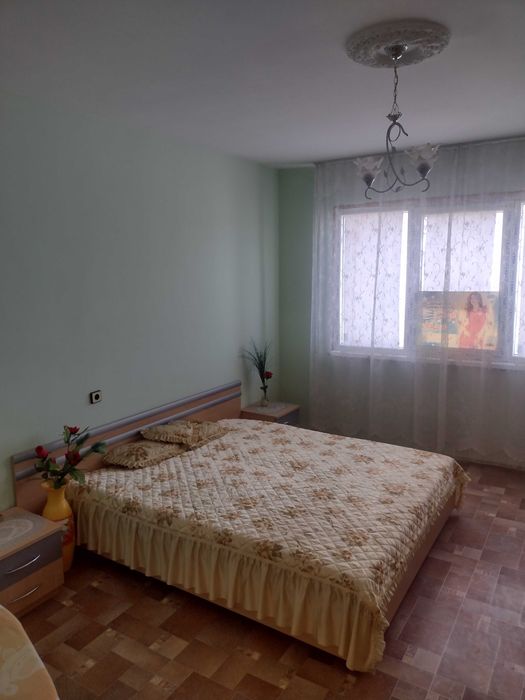Продава се Тристаен апартамент в Търговище, Запад 2 - 78 кв.м за 1052 €/кв.м - Снимка #6