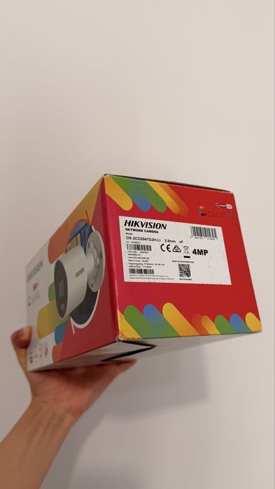 IP-камера Hikvision ColorVu 4 Мп