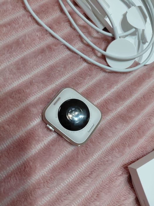 Apple watch se2 с гарантией