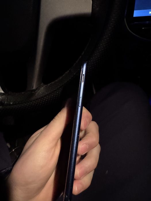 Samsung продам в хорошем состояние