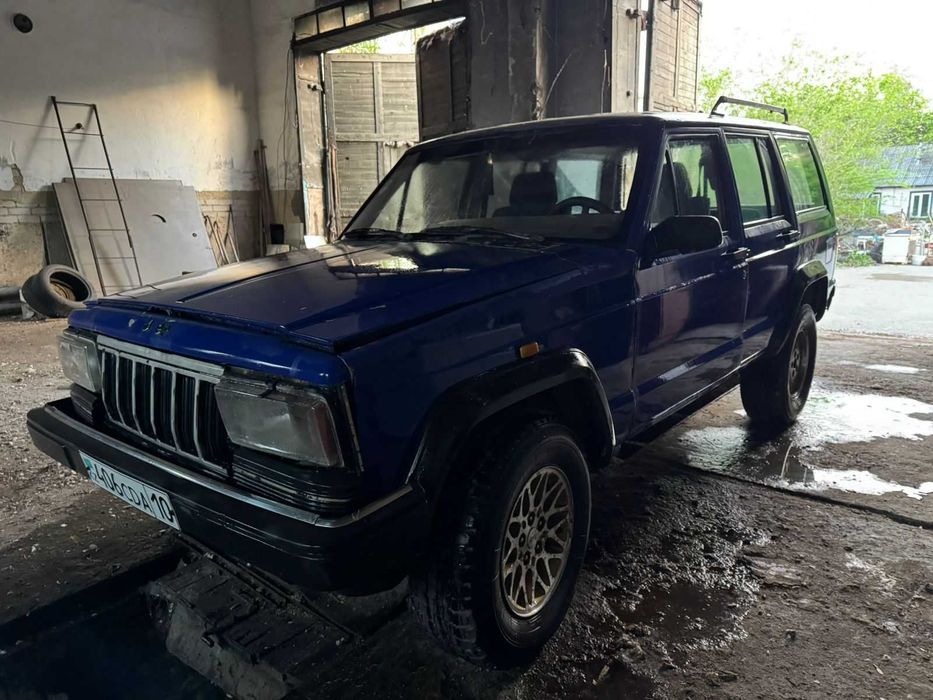 Jeep Cherokee. Джип чероки.